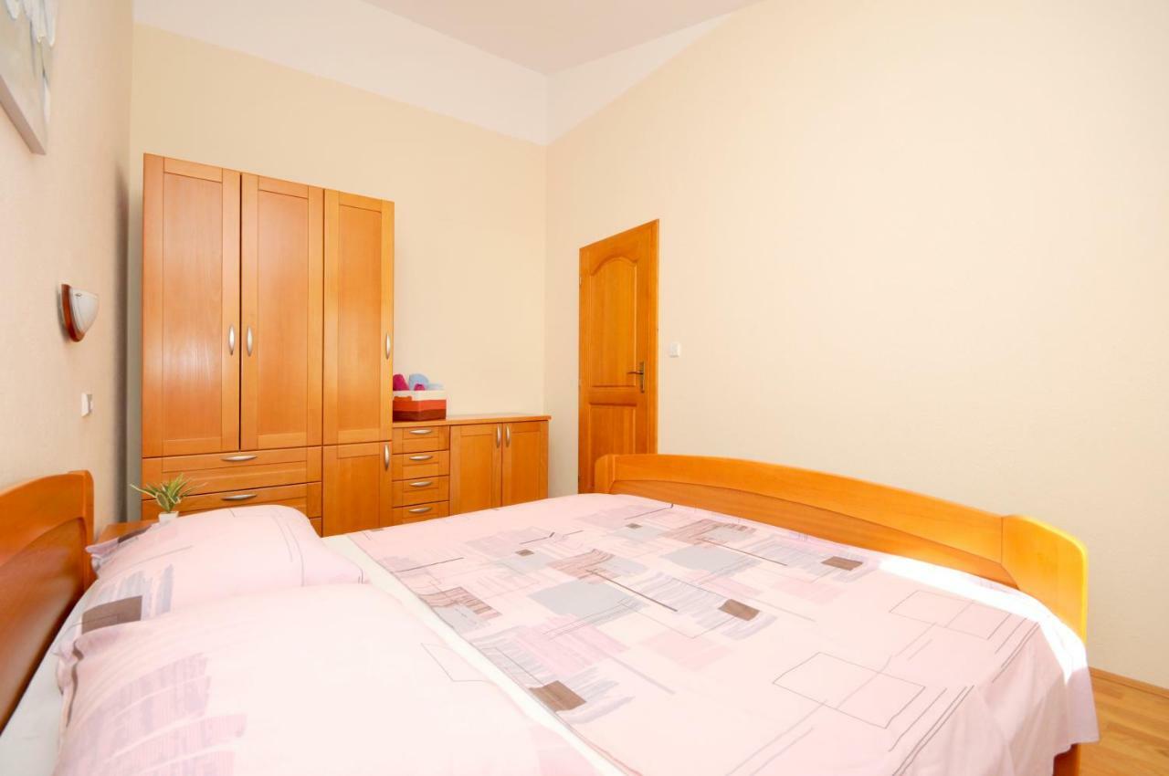 Apartman Beric โตรกีร์ ภายนอก รูปภาพ