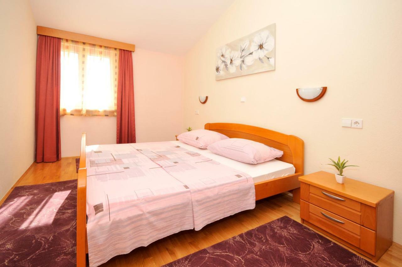 Apartman Beric โตรกีร์ ภายนอก รูปภาพ
