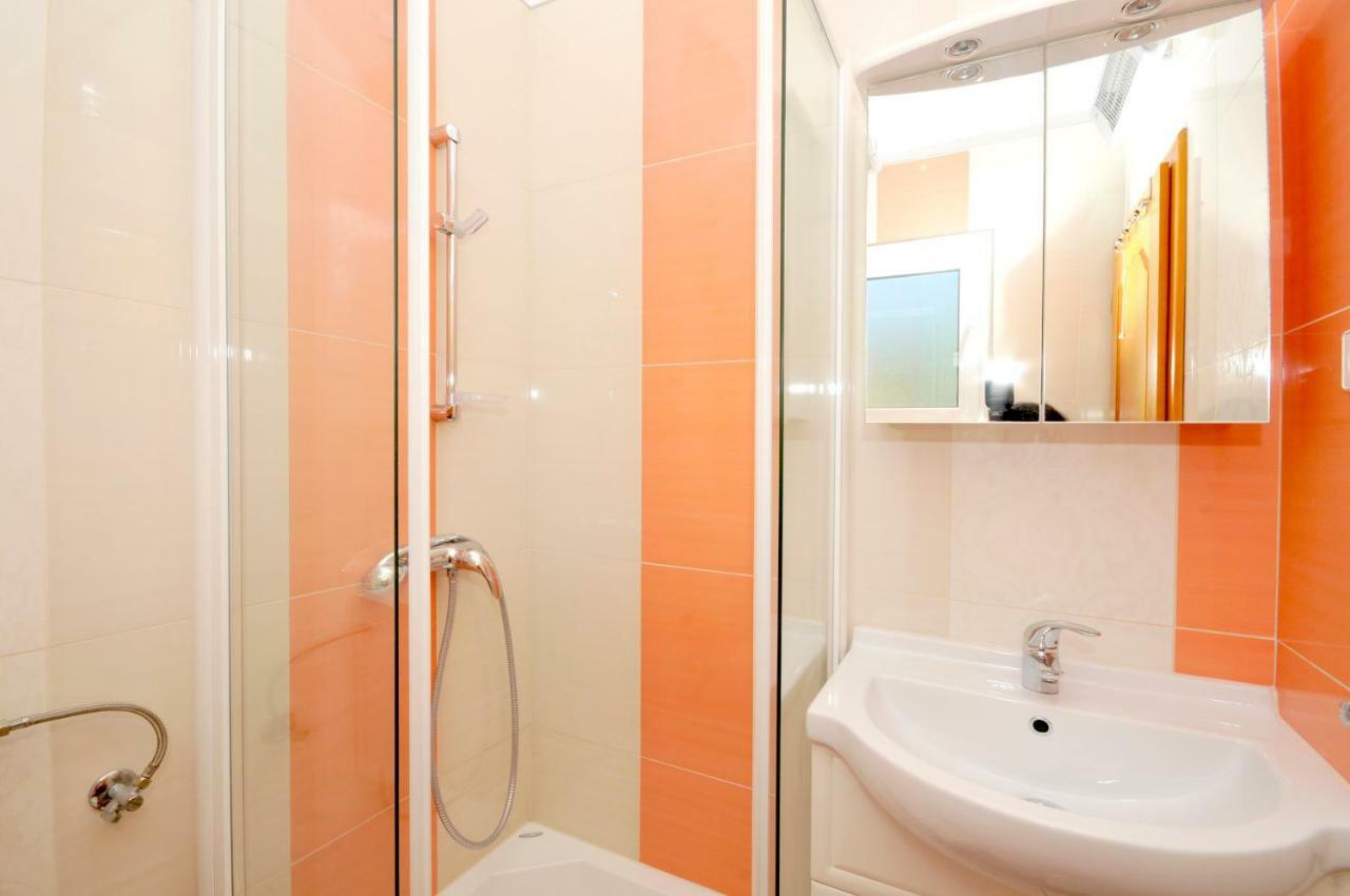 Apartman Beric โตรกีร์ ภายนอก รูปภาพ