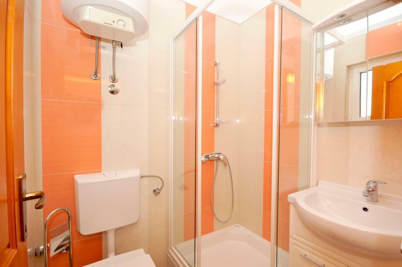 Apartman Beric โตรกีร์ ภายนอก รูปภาพ